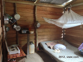 IMG_5934-001 Gabon village hut